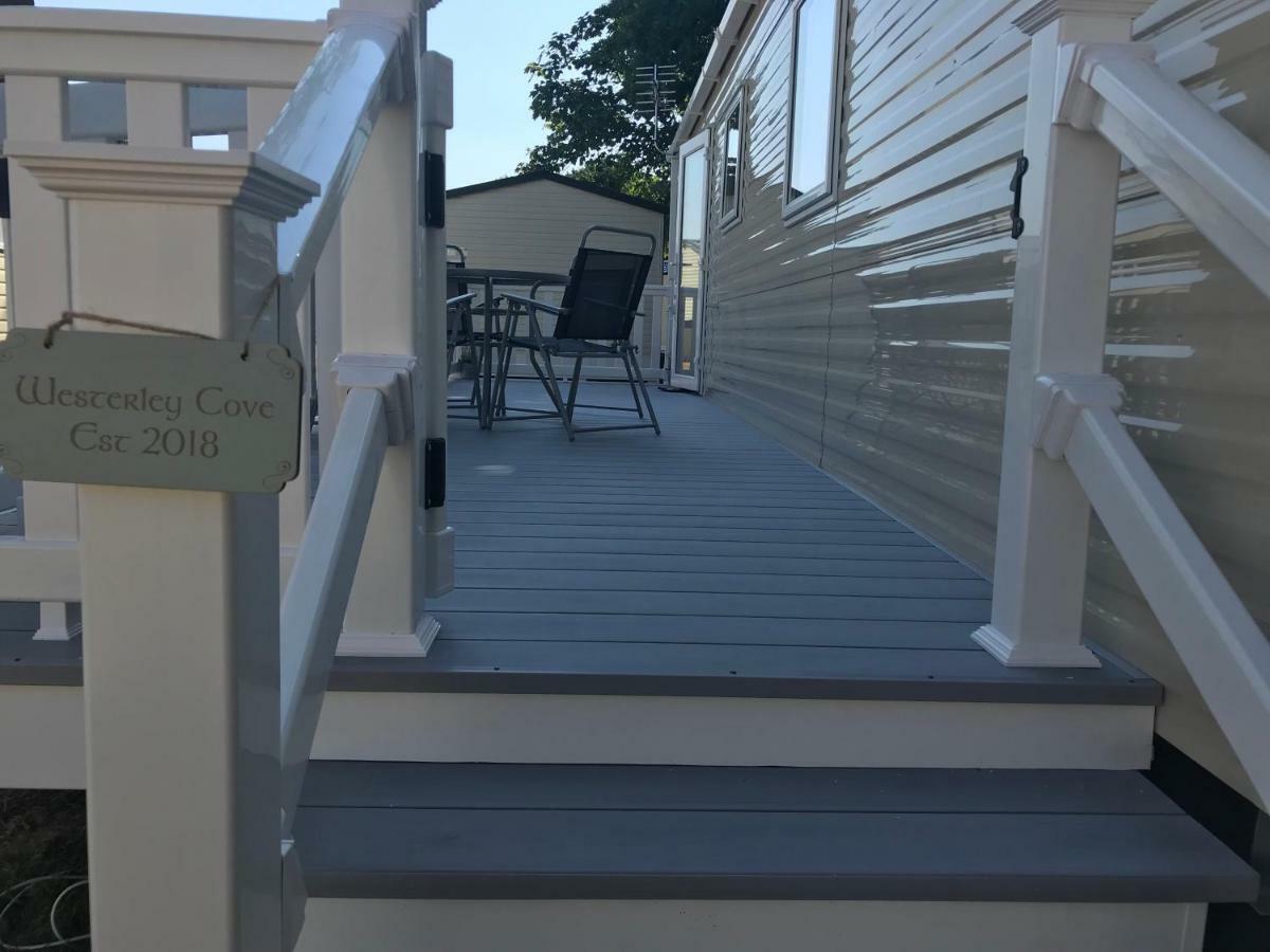 Hotel Westerley Cove à Lymington Extérieur photo